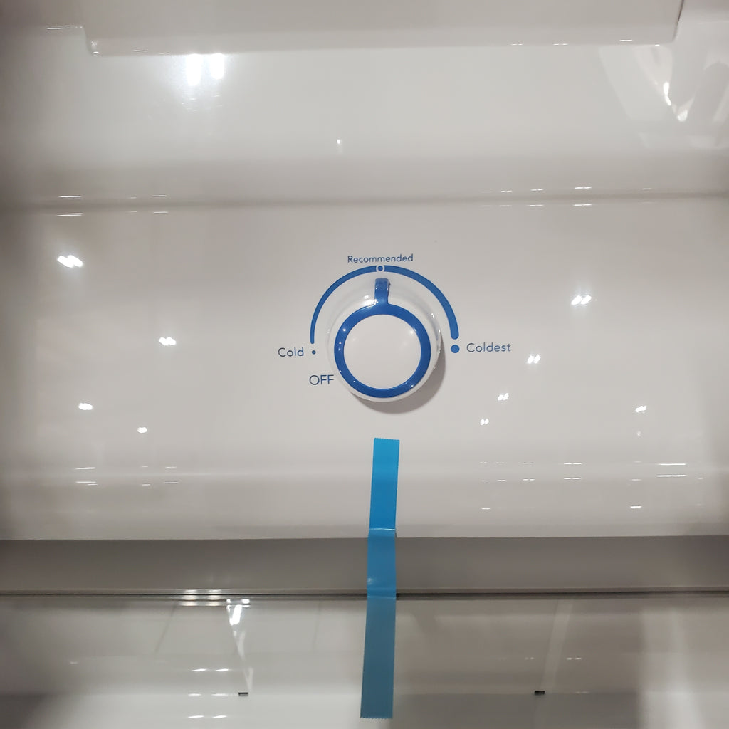 Pictures of Frigidaire 20 Cu. Ft. Garage Ready Upright Freezer in Carbon 20SD090 - FRUF2020AN - Scratch & Dent (Moderate) - Neu Appliance Outlet - Discount Appliance Outlet in Austin, Tx