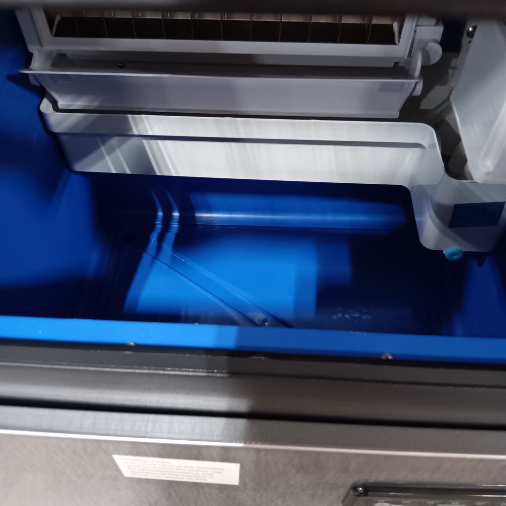 Velivi Commercial Ice Maker 250 lb./24 H Freestanding Ice Maker Machine with 77 lb. Storage in Stainless Steel 25133SD566 - WQ65FT - Scratch & Dent (Moderate)