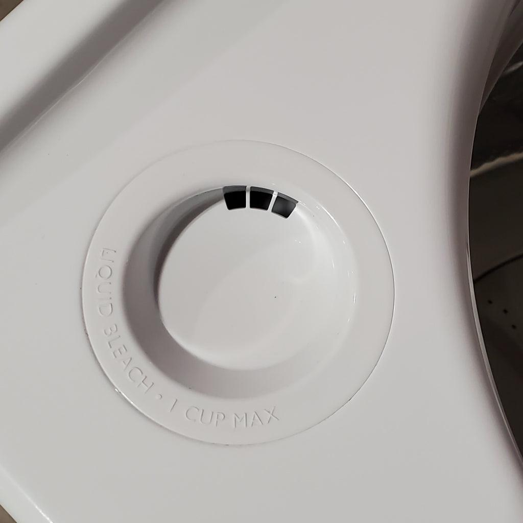 Whirlpool Top Load 4.7 Cu. Ft. Washer with 2-in-1 Removable Agitator in White 3SD642 - WTW5057LW - Scratch & Dent (Minor)