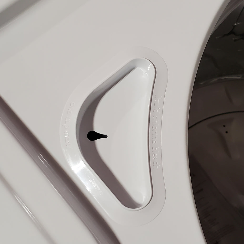Whirlpool 3.8–3.9 Cu. Ft.  Top Load Washer with 2 in 1 Removable Agitator and Soil Level Selection WTW4957PW - Open Box and Whirlpool 7-cu ft Vented Electric Dryer 16050 - WGD4815EW - Scratch & Dent (Minor)