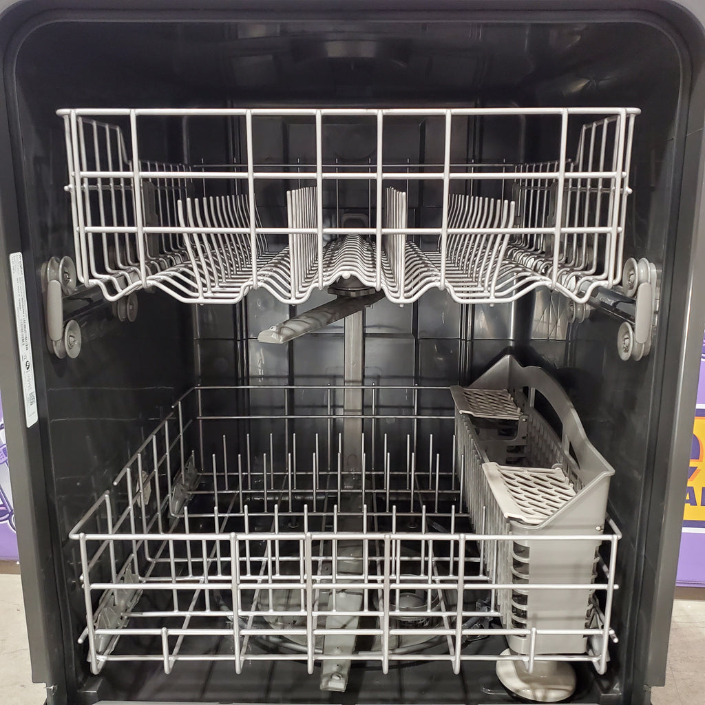 Pictures of Whirlpool Built In Dishwasher with 55 dBA in Fingerprint Resistant Stainless Steel 25134SD475 - WDP540HAMZ - Scratch & Dent (Minor) - Neu Appliance Outlet - Discount Appliance Outlet in Austin, Tx