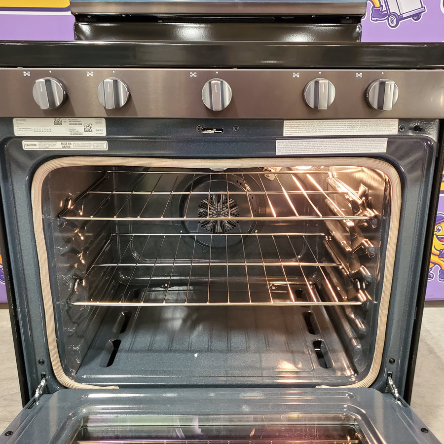 Whirlpool 5.0 Cu. Ft. Self-Cleaning Freestanding Gas Convection Range in Black Stainless Steel LA100 - WFG550S0HV - Open Box