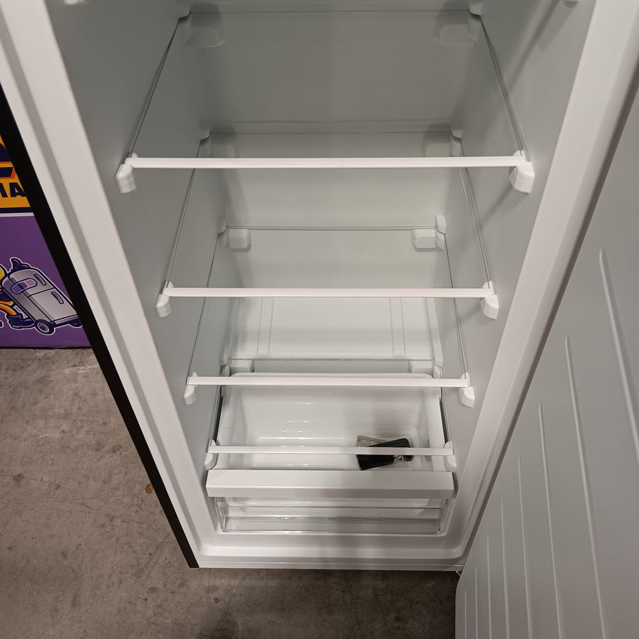 Vissani 7.1 cu. ft. Manual Defrost Convertible Upright Freezer in Stainless Steel Look MDUFC7SS - Scratch & Dent (Major)