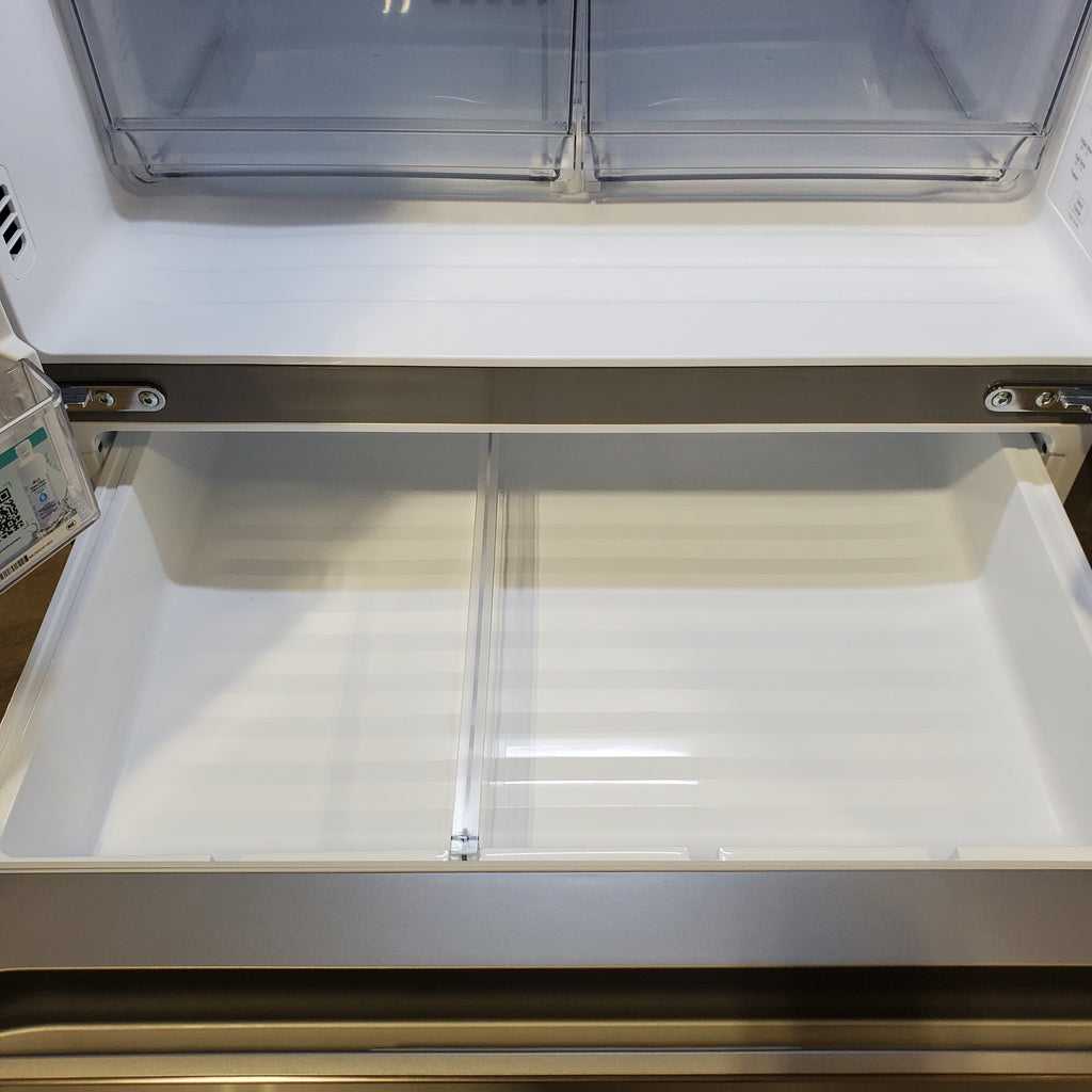 Pictures of LG 29 cu. ft. Smart InstaView® Door-in-Door® Standard-Depth MAX™ 4-Door French Door Refrigerator with MyColor™ 7SD306 - LF29S8365S - Scratch & Dent (Major) - Neu Appliance Outlet - Discount Appliance Outlet in Austin, Tx
