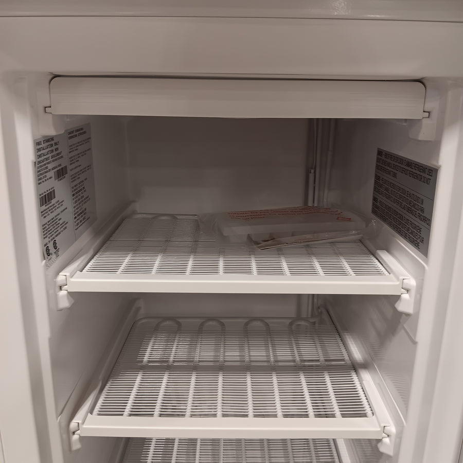 Frigidaire White 22 Inch Upright 6 Cu. Ft. Freezer with Manual Defrost FFUM0623AW - Open Box