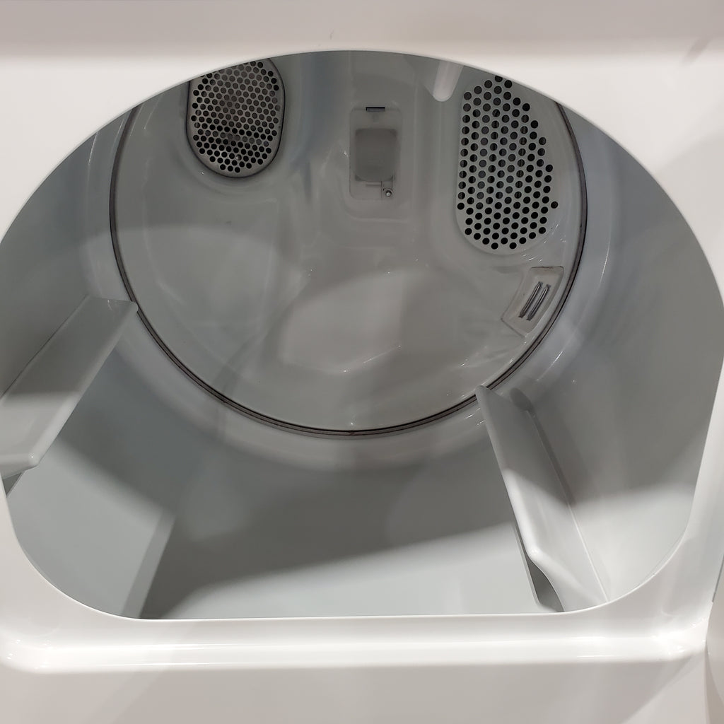 Pictures of Maytag Top Load 4.8 cu ft Washer with Deep Fill and Slow-Close Glass Lid MVW6200KW - Scratch & Dent (Minor) and Maytag 7.0 cu ft Electric Dryer with Moisture Sensing and Quick Dry Cycle 16173 - MED6200KW - Scratch & Dent (Minor) - Neu Appliance Outlet - Discount Appliance Outlet in Austin, Tx