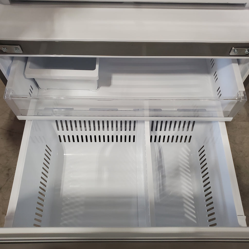 Pictures of 28 cu. ft. 3 Door French Door, Ice and Water with Single Ice Maker in Printproof Stainless Steel LRFS28XBS - Open Box - Neu Appliance Outlet - Discount Appliance Outlet in Austin, Tx