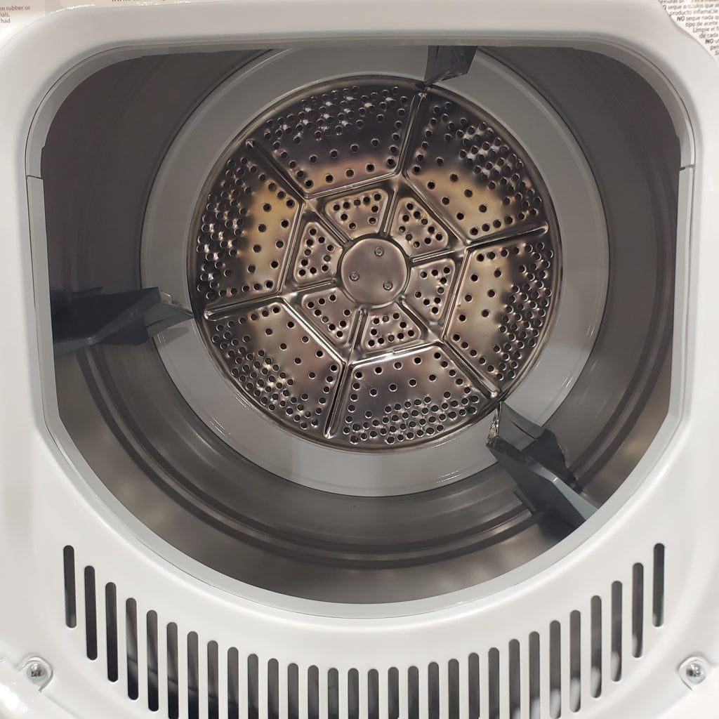 Pictures of GE Unitized Spacemaker® 2.3 cu. ft. Capacity Washer with Stainless Steel Basket and 4.4 cu. ft. Capacity Electric Dryer GE9936 - GUD24ESSMWW - New in Box - Neu Appliance Outlet - Discount Appliance Outlet in Austin, Tx