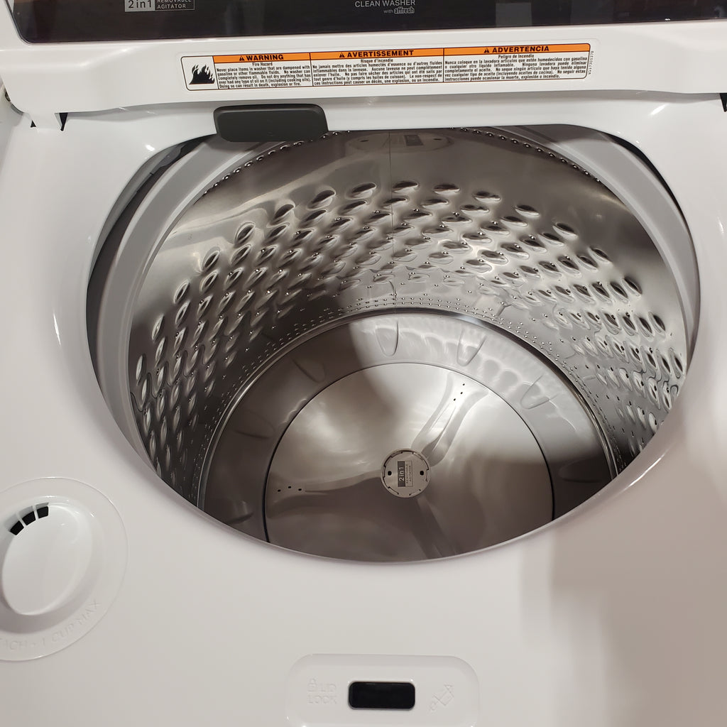 Whirlpool Top Load 4.7 Cu. Ft. Washer in White with 2-in-1 Removable Agitator WTW5057LW - Scratch & Dent - Minor and Whirlpool 7.0 cu. ft. Electric Dryer with Hamper Door 16107 - WED5010LW - Open Box