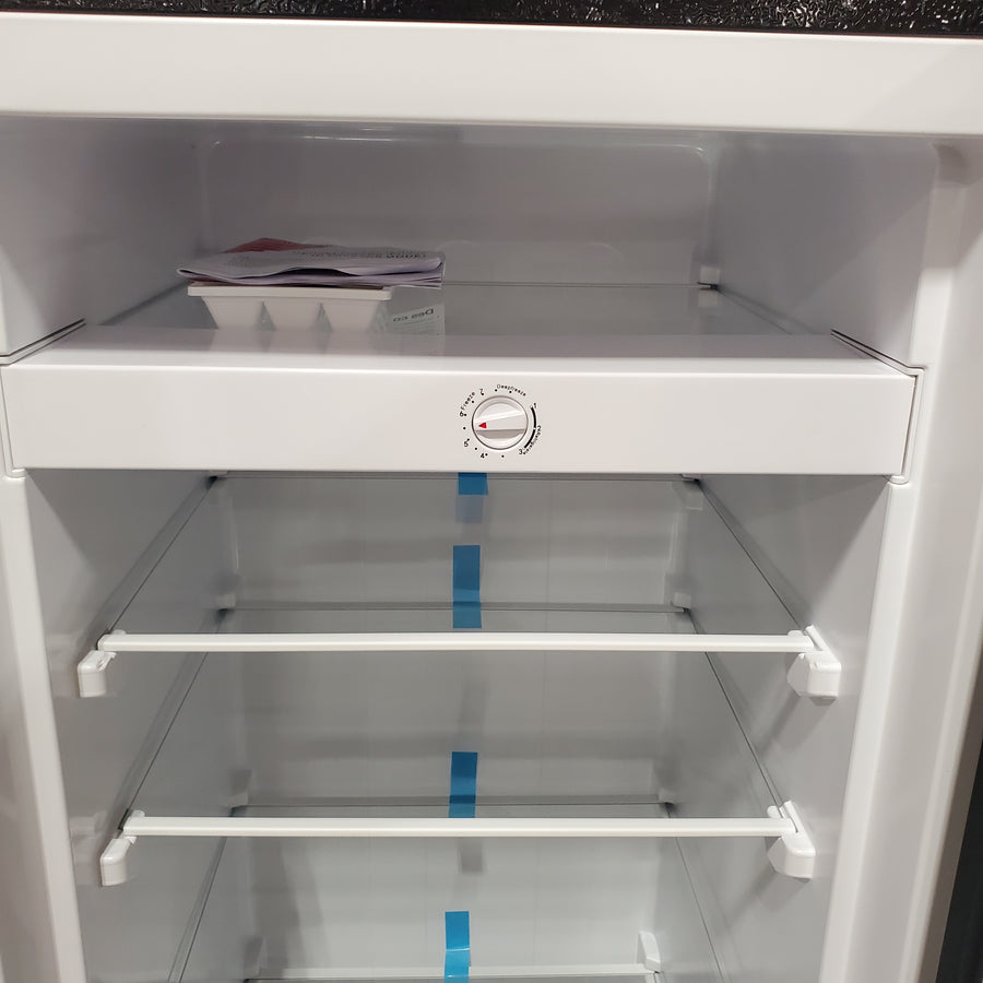 Frigidaire Convertible 7-cu ft Garage Ready Upright Freezer in Stainless Steel SA674 - EFRF7010 - Scratch & Dent (Moderate)