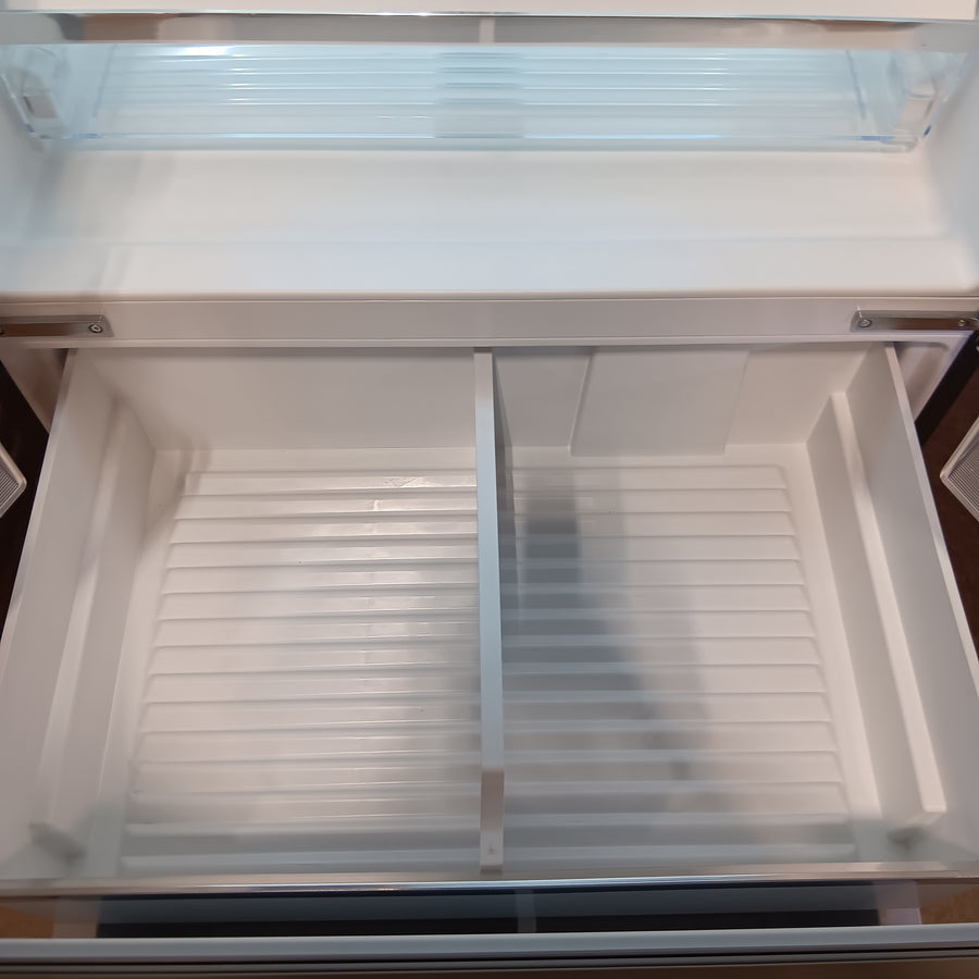 Bosch Fastest Ice Maker Standard-Depth 300 Series 26-cu ft 3-Door Smart Compatible French Door Refrigerator with Ice Maker with Water and Ice Dispenser in Stainless Steel B36FD31ENS - Scratch & Dent (Major)