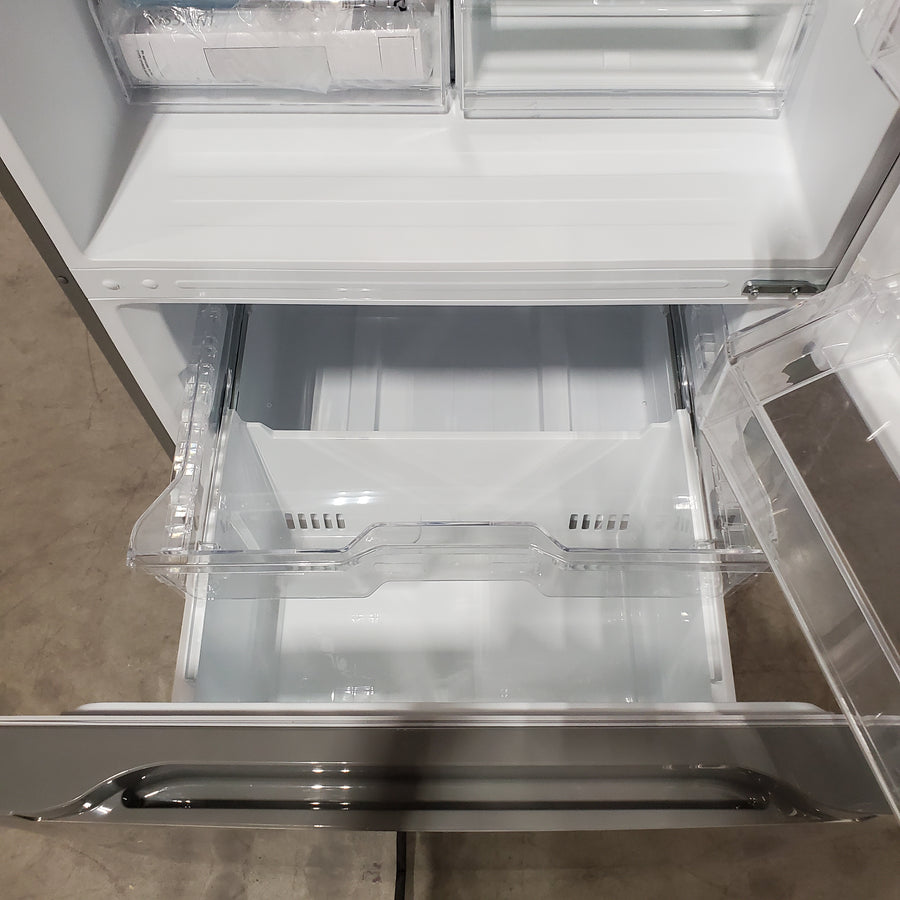 Vissani 18.7 cu. ft. Bottom Freezer Refrigerator in Stainless Steel 25137SD705 - MDBF18SS - Scratch & Dent (Minor)