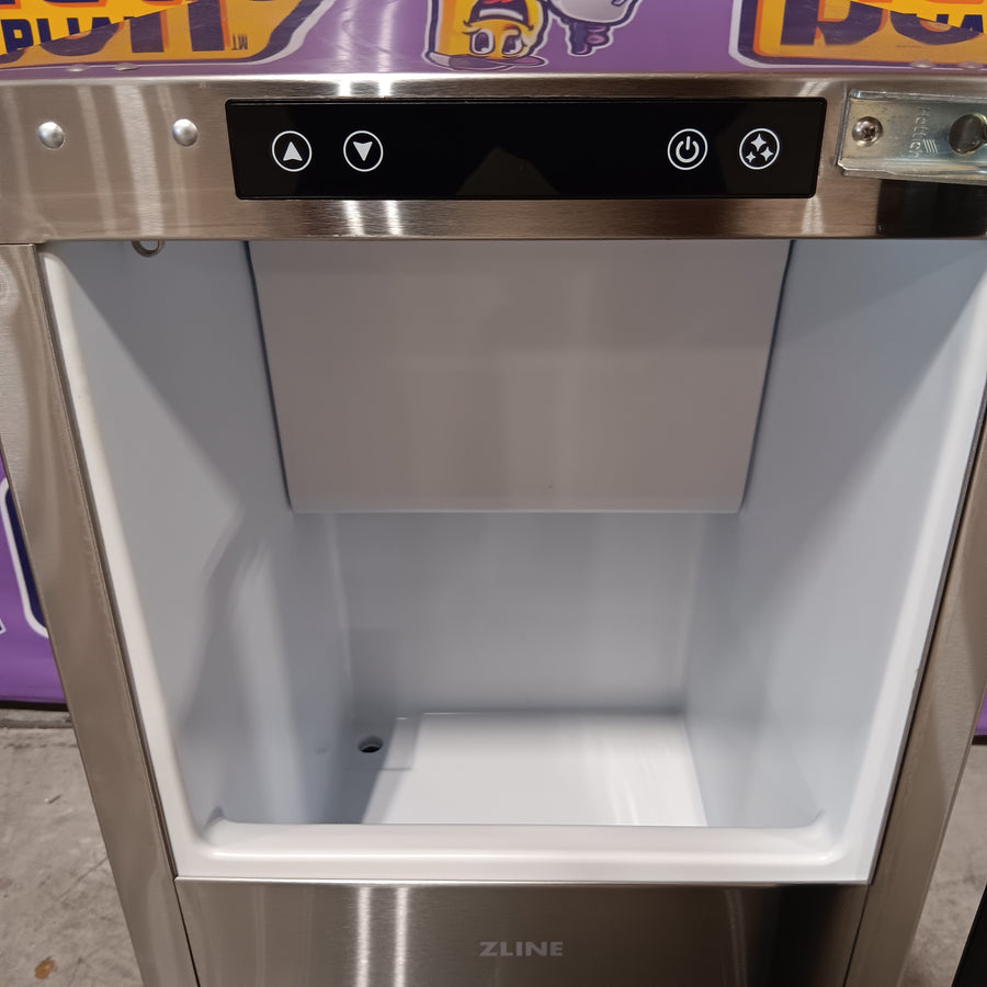 ZLINE 15 in. Touchstone Clear Cube Ice Maker with Drain Pump and Panel Ready Door ICCDP-15 - Scratch & Dent (Minor)