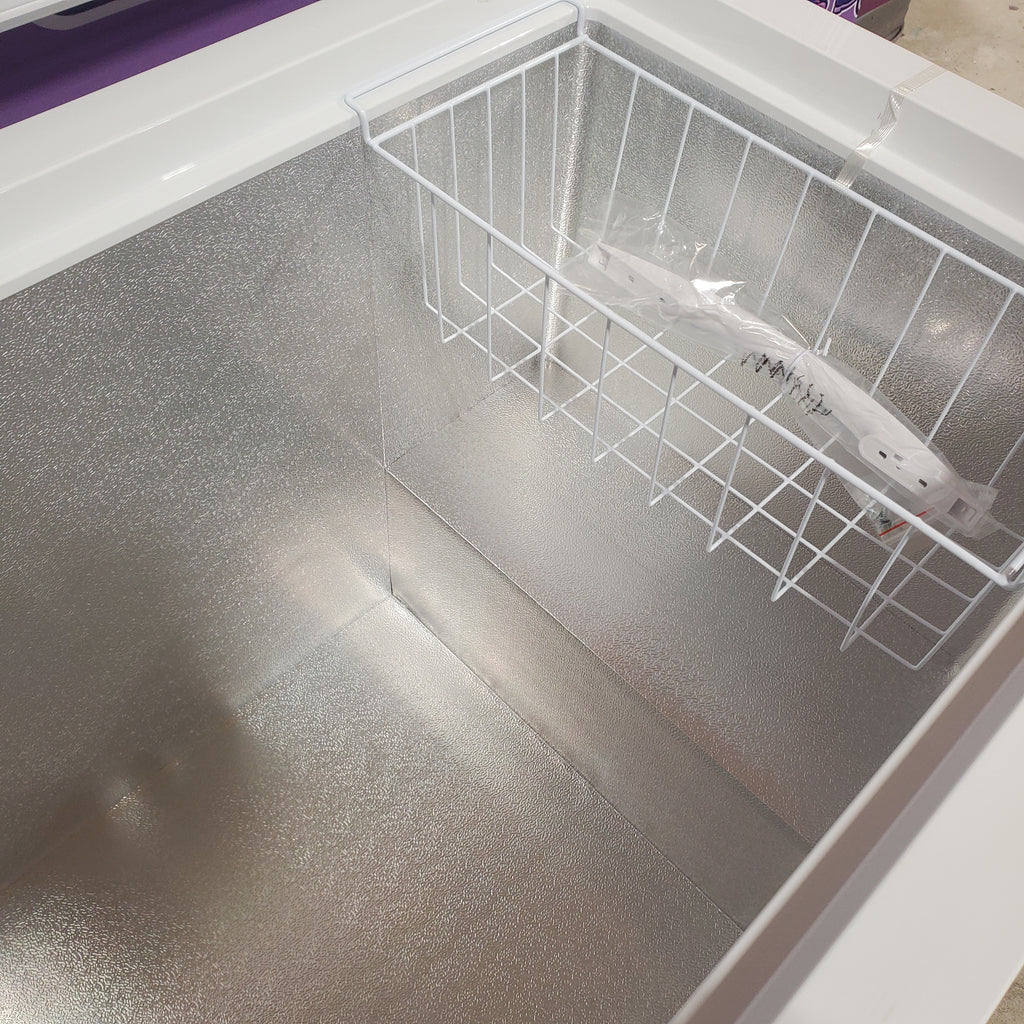 Pictures of Hamilton Beach 14-cu ft Garage Ready Chest Freezer in White 6SD145 - HBFRF1497-3BCOM - Neu Appliance Outlet - Discount Appliance Outlet in Austin, Tx