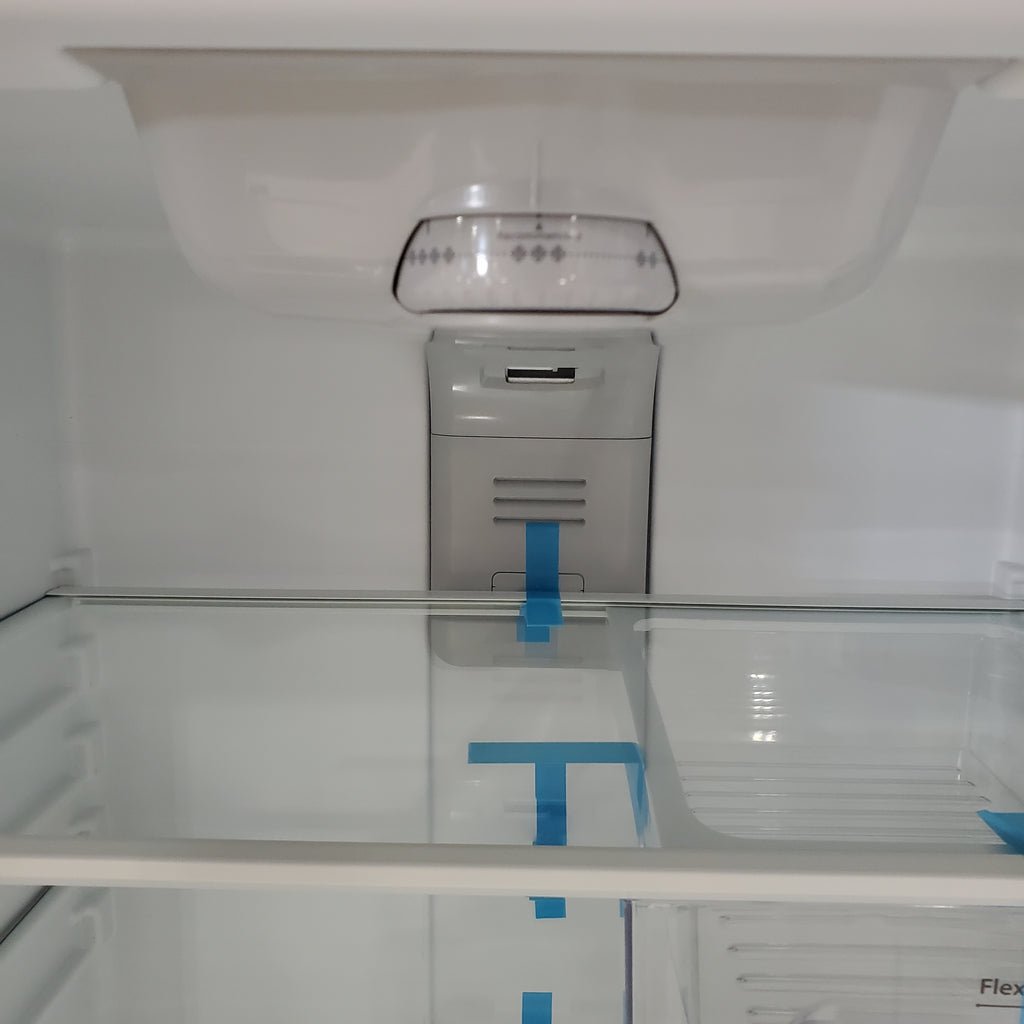 Pictures of Whirlpool 33-inch 21 cu. ft. Wide Top Freezer Refrigerator WRT541SZDW - Scratch & Dent (Minor) - Neu Appliance Outlet - Discount Appliance Outlet in Austin, Tx