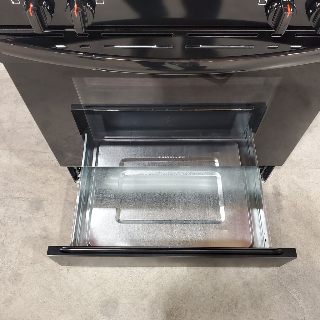 Pictures of Frigidaire Electric Range with Steam Clean 6SD124 - FCRE3062AB - Neu Appliance Outlet - Discount Appliance Outlet in Austin, Tx
