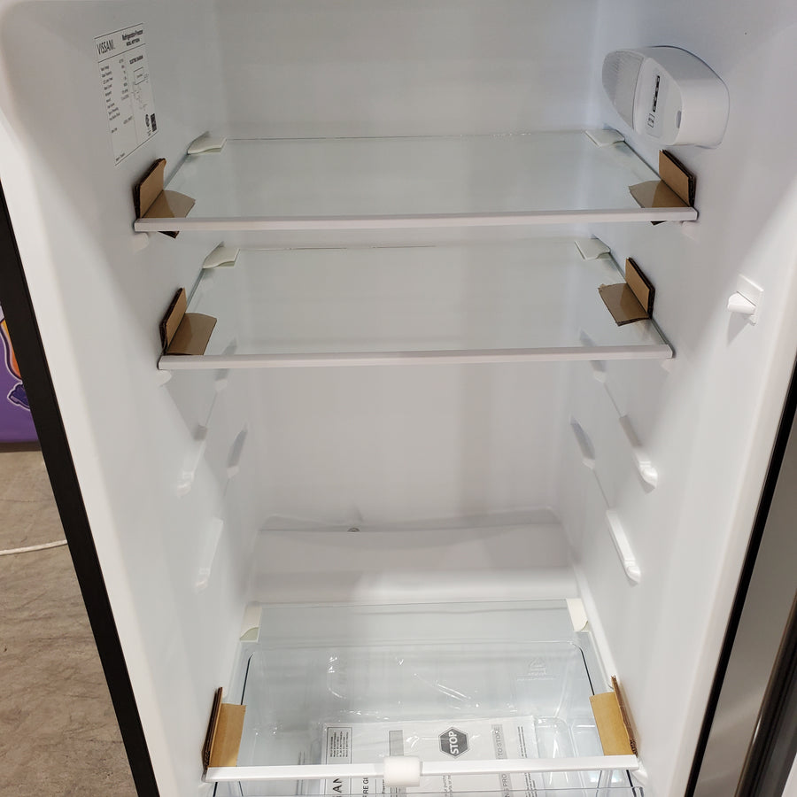Vissani 7.2 cu. ft. Top Freezer Refrigerator in Fingerprint Resistant Stainless Steel Look MDTF7SSES4 - Scratch & Dent (Minor)
