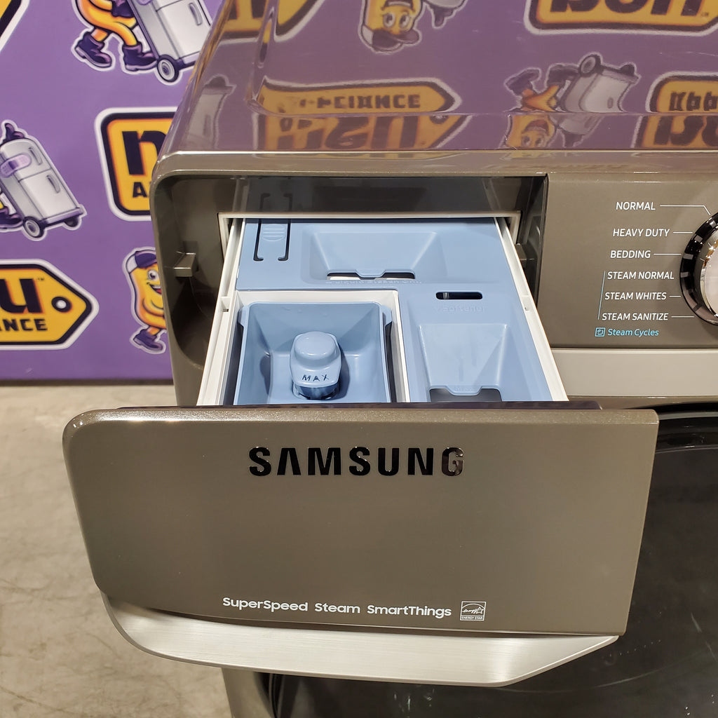 Samsung 4.5 cu. ft. Large Capacity Smart Front Load Washer with Super Speed Wash in Platinum 25139SD795 - WF45B6300AP - Scratch & Dent (Minor)