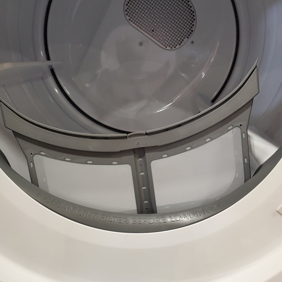 Electrolux White 300 Series Laundry Tower Single Unit Washer & Gas Dryer with LuxCare Wash System ELTG7300AW - Scratch & Dent (Minor)