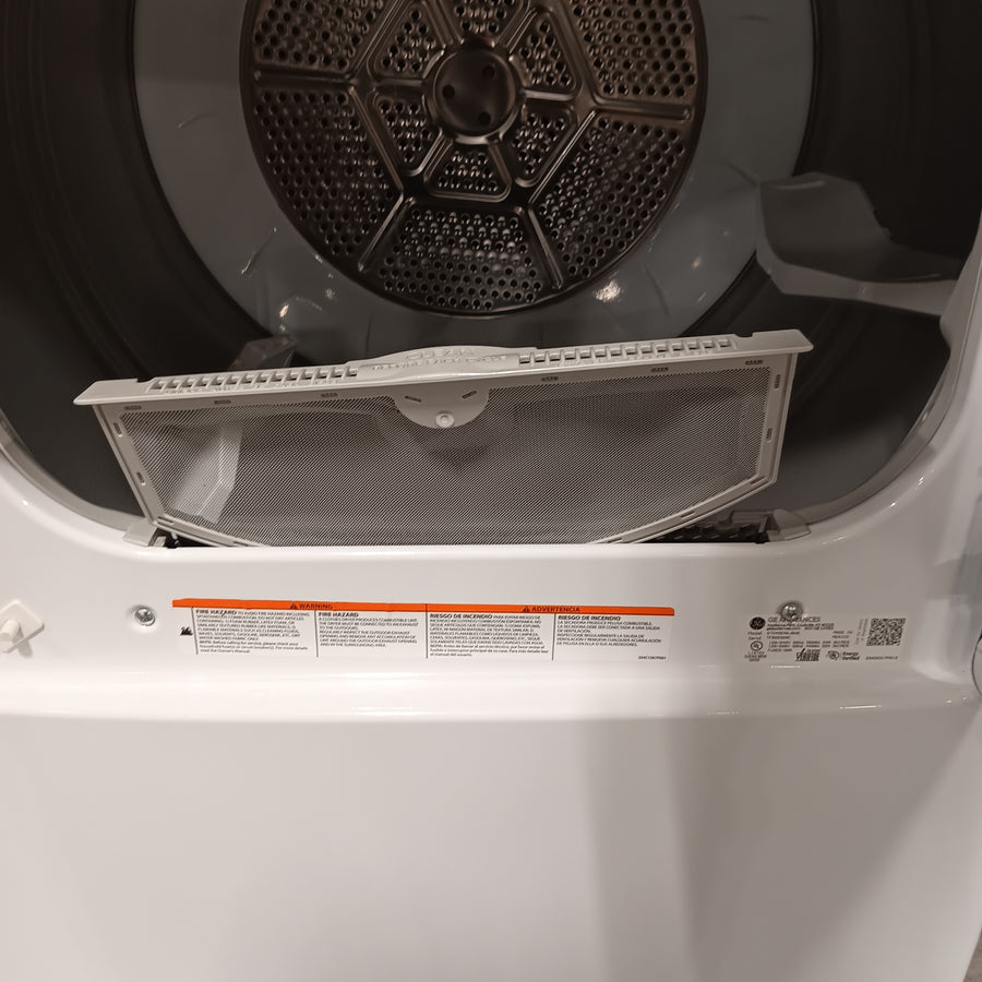 GE White Top Load 4.0 Cu. Ft. Capacity Washer with Stainless Steel Wash Basket GTW325ASWWW - New in Box and GE White Electric Aluminized Alloy Drum 7.2 Cu. Ft. Dryer with Sensor Dry and Extended Tumble 16238 - GTD45EASJWS - Certified Refurbished