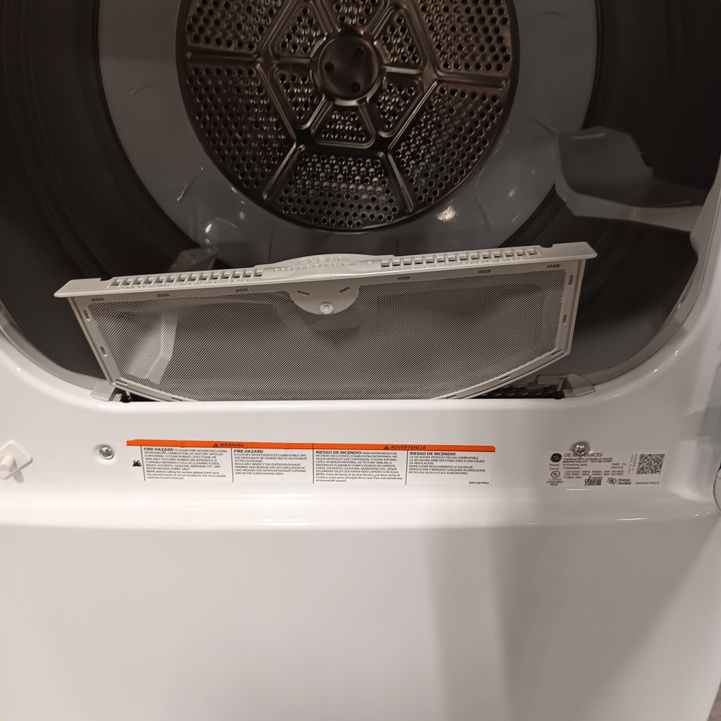 GE White Top Load 4.0 Cu. Ft. Capacity Washer with Stainless Steel Wash Basket GTW325ASWWW - New in Box and GE White Electric Aluminized Alloy Drum 7.2 Cu. Ft. Dryer with Sensor Dry and Extended Tumble 16238 - GTD45EASJWS - Certified Refurbished