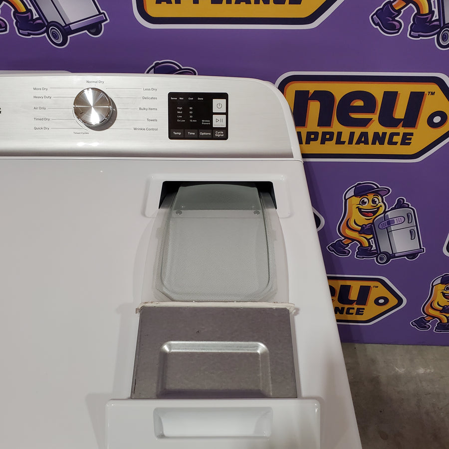 Maytag Top Load 4.8 cu ft Washer with Deep Fill and Slow-Close Glass Lid MVW6200KW - Scratch & Dent (Moderate) and Maytag 7.0 cu. ft Top Load Gas Dryer with Moisture Sensing 16222 - MGD6200KW - Scratch and Dent (Major)