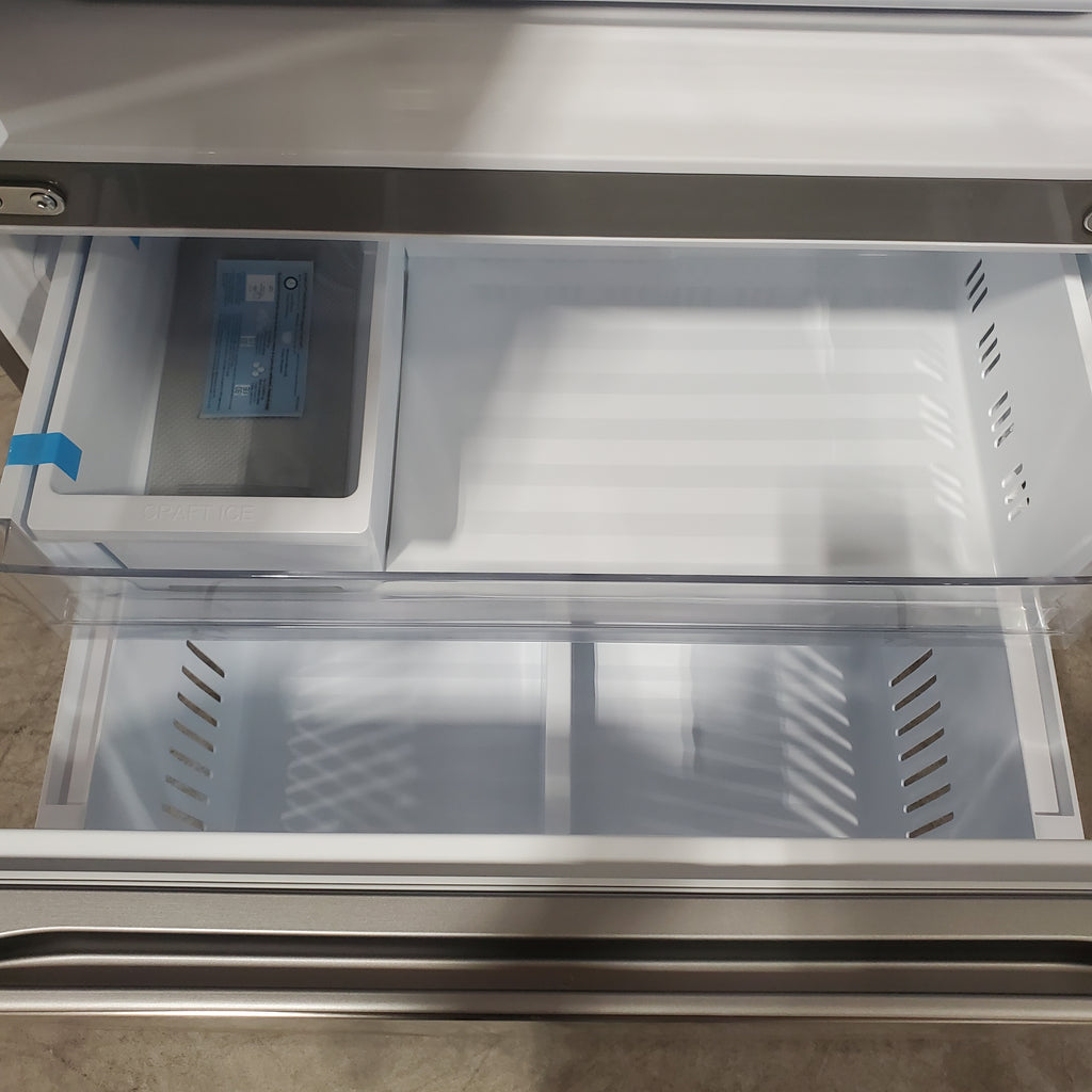 Pictures of LG Counter-Depth MAX™ with Zero Clearance™ 3-Door French Door Refrigerator with Thin Door Design 3SD686 - LF24Z6530S - Open Box - Neu Appliance Outlet - Discount Appliance Outlet in Austin, Tx