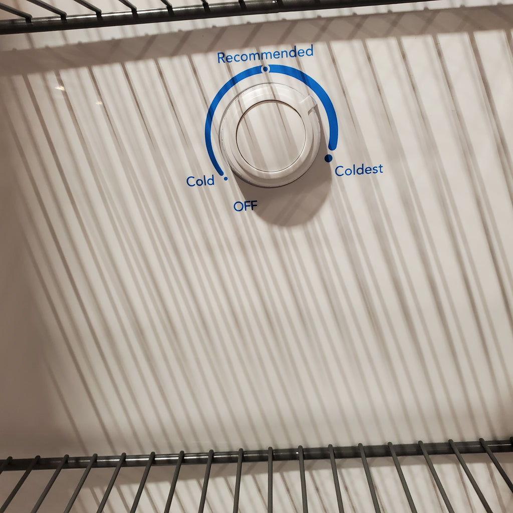 Pictures of Frigidaire 13 Cu. Ft. Garage Ready Upright Freezer in Fingerprint-Resistant Stainless Steel 3SD979 - FFFU13F2VV - Scratch & Dent (Major) - Neu Appliance Outlet - Discount Appliance Outlet in Austin, Tx