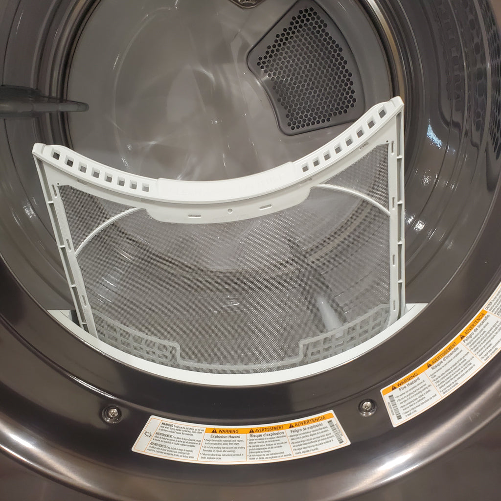 Pictures of Single Unit Front Load AI Technology LG WashTower™ with Center Control™ 4.5 cu. ft. Washer and 7.4 cu. ft. Gas Dryer WKGX201HBA - Scratch & Dent (Minor) - Neu Appliance Outlet - Discount Appliance Outlet in Austin, Tx