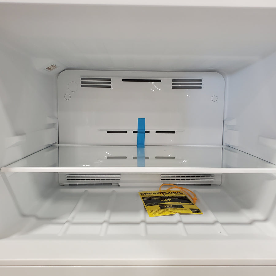 Vissani 14.2 cu. ft. Top Freezer Refrigerator in White, Garage Ready 25139SD814 - MDTF14WH5 - Scratch & Dent (Minor)