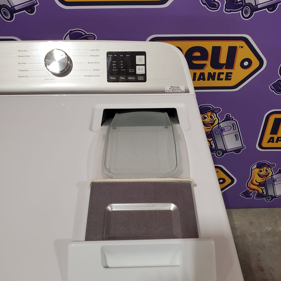 Maytag Top Load 4.8 cu ft Washer with Deep Fill and Slow-Close Glass Lid MVW6200KW - Scratch & Dent (Minor) and Maytag 7.0 cu. ft Top Load Gas Dryer with Moisture Sensing 16226 - MGD6200KW - Scratch and Dent (Minor)