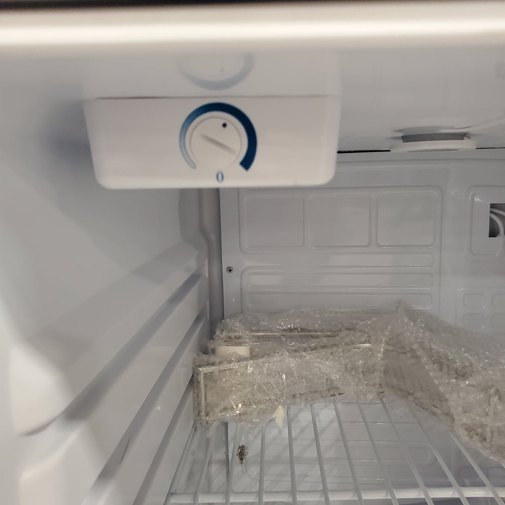 Pictures of Danby 5.4 cu. ft. Single-Tap Keg Cooler in Stainless Steel 6SD147 - DKC054A9SLDB - Open Box - Neu Appliance Outlet - Discount Appliance Outlet in Austin, Tx
