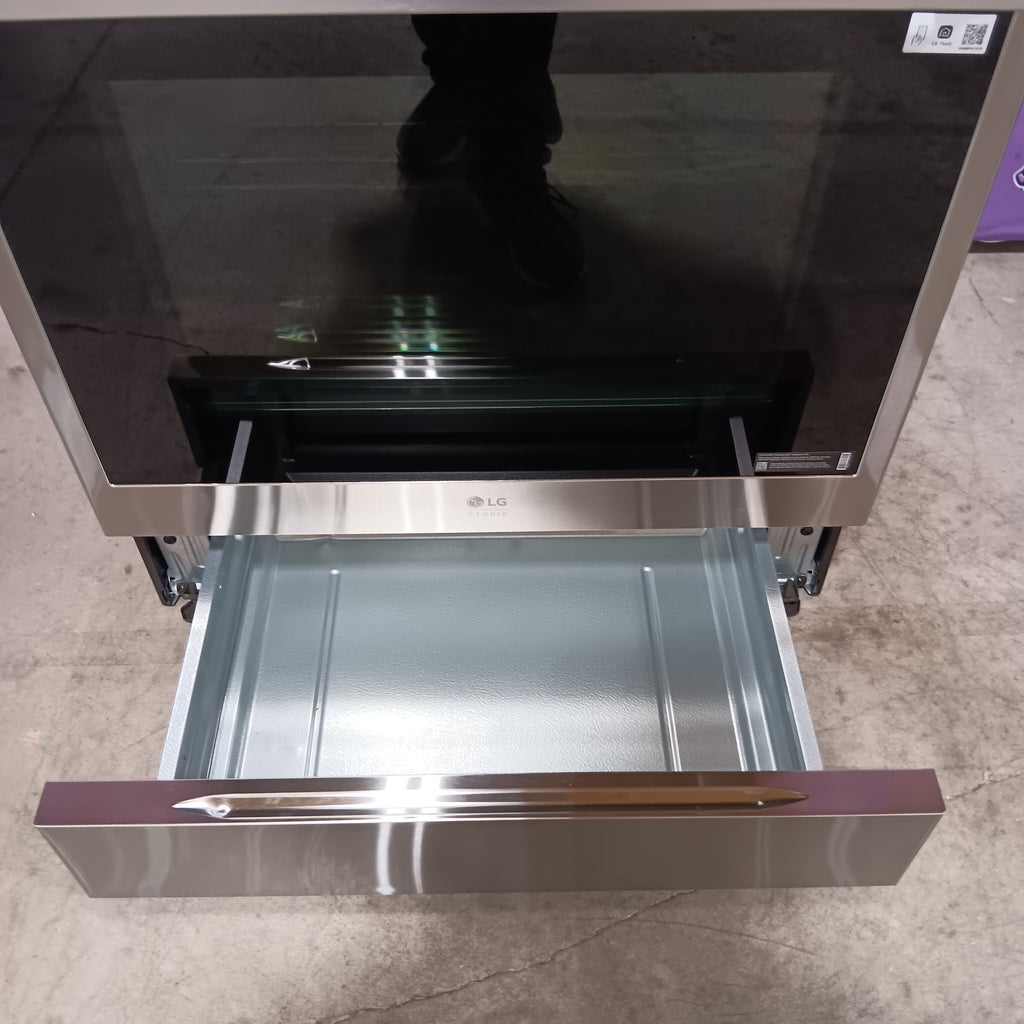 Pictures of LG STUDIO 6.3 Cu. Ft. SMART Slide-In Gas Range With Instaview And Air Fry In Stainless Steel 22136SD248 - LSGS6338F - Open Box - Neu Appliance Outlet - Discount Appliance Outlet in Austin, Tx