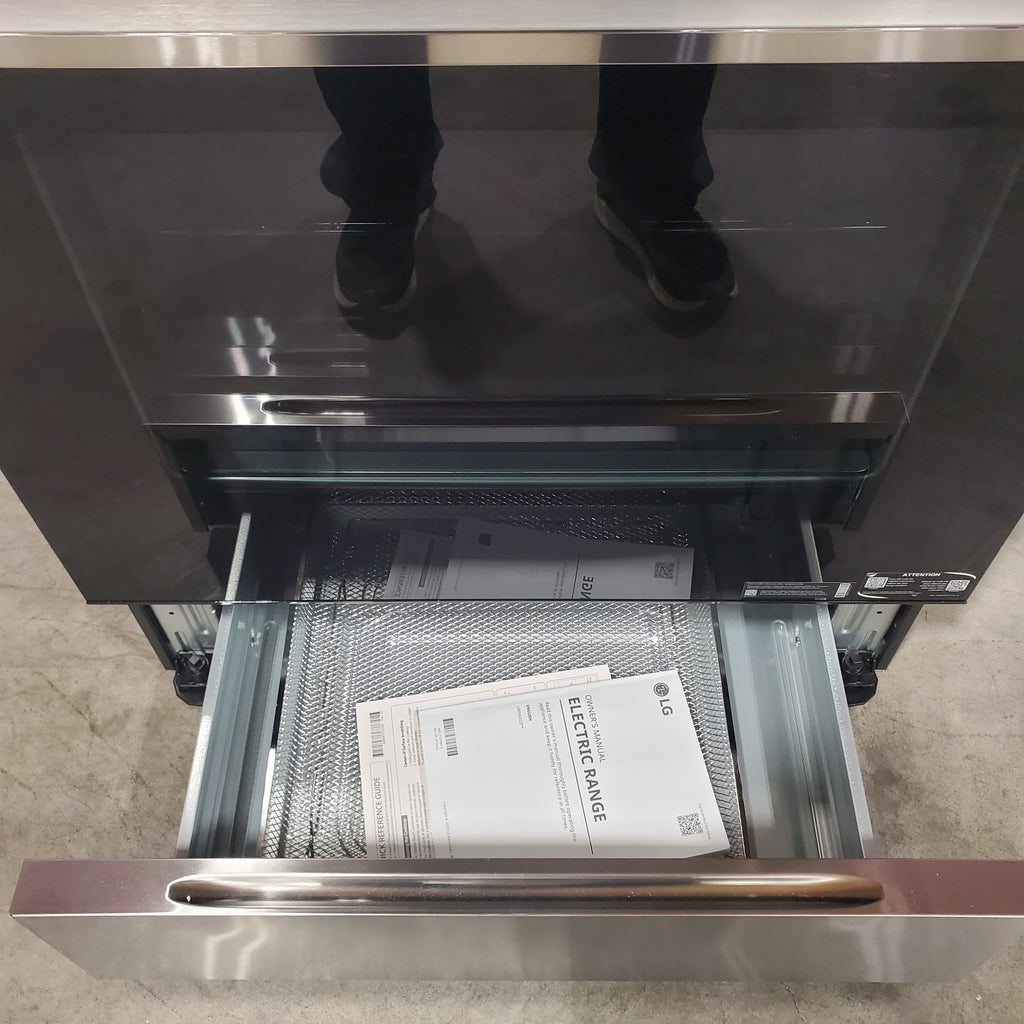 6.3 cu. ft. Smart Wi-Fi Enabled ProBake Convection® Electric Range with Air Fry & EasyClean® 22SD035 - LREN6323YE