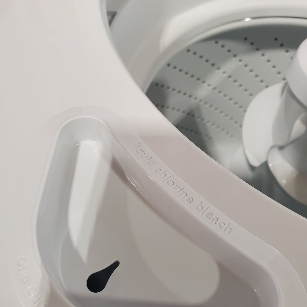Pictures of Whirlpool 3.5 cu. ft. High Efficiency Top Load Washing Machine with Deep Water Wash WTW4816FW - Open Box and Whirlpool White Electric 7.0 Cu. Ft. Dryer with Auto Dry WED4950HW - Scratch & Dent (Minor) - Neu Appliance Outlet - Discount Appliance Outlet in Austin, Tx