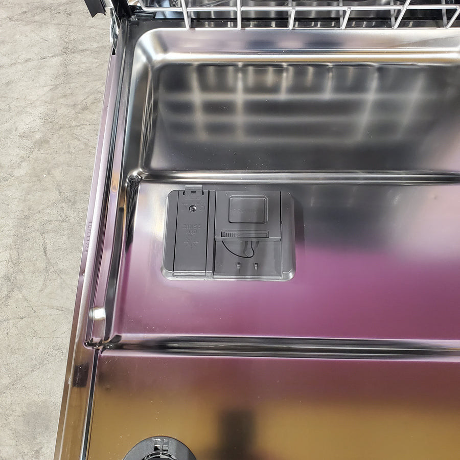 Maytag Front Control Dishwasher with Dual Power Filtration and PowerBlast® Cycle 251315SD1139 - MDB4949SKZ - Open Box