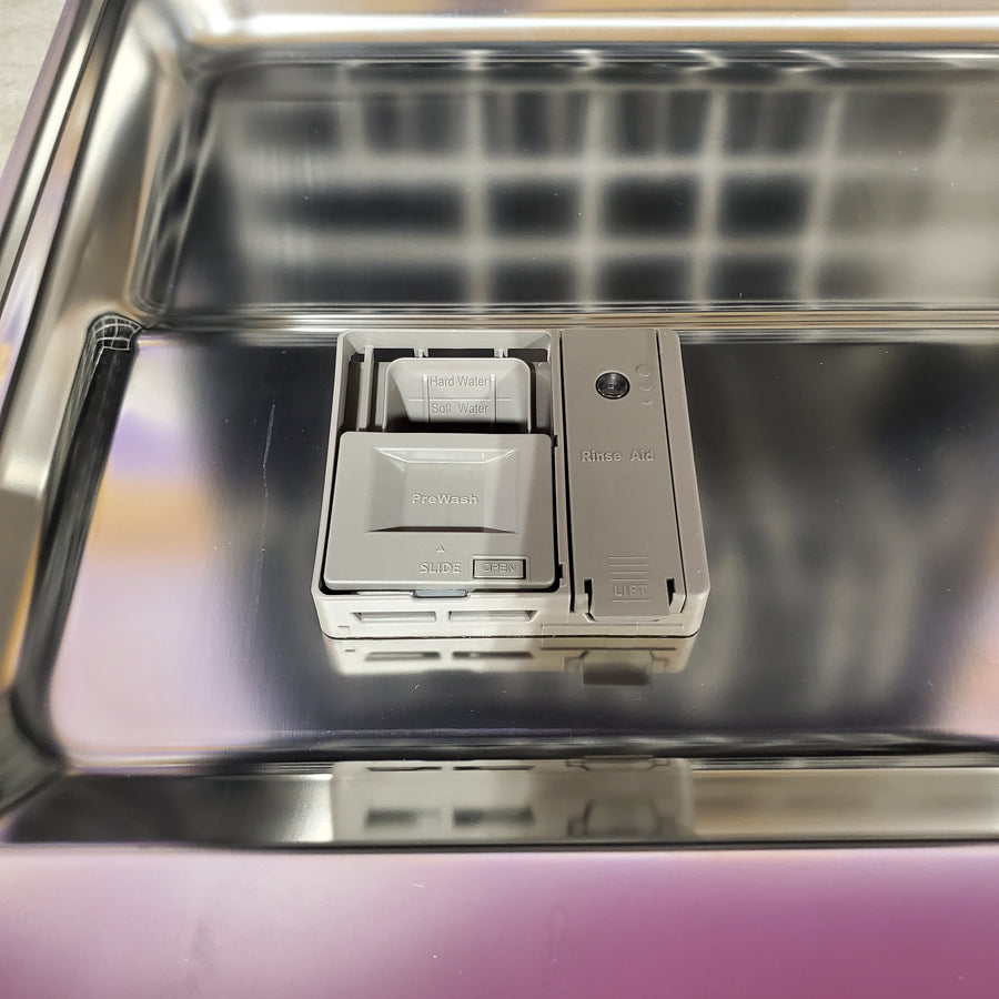 Whirlpool Built In Dishwasher with 55 dBA in Fingerprint Resistant Stainless Steel 25SD016 - WDP540HAMZ - Open Box