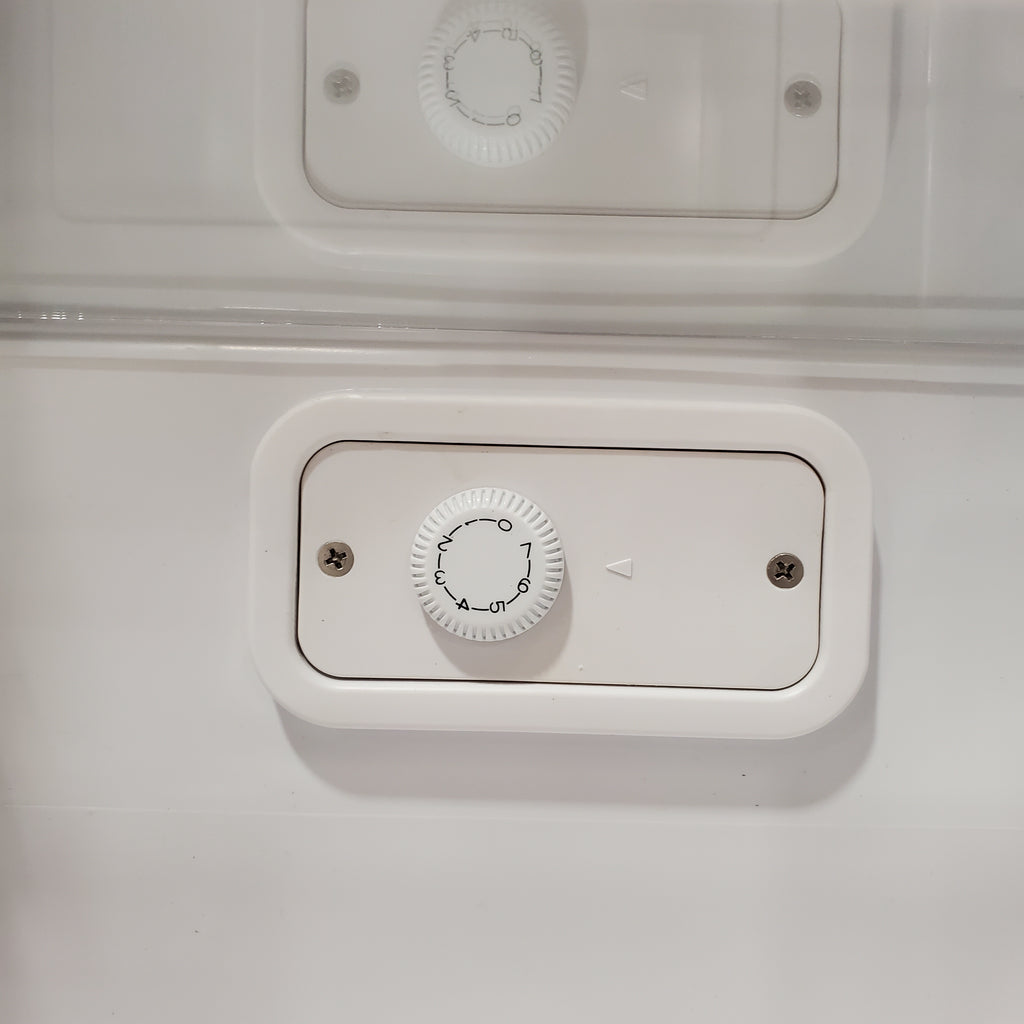 Pictures of Magic Chef 3.0 cu. ft. Manual Defrost Upright Freezer in Stainless Steel MCUF3STE - Cosmetic Condition - Scratch & Dent - Minor - Neu Appliance Outlet - Discount Appliance Outlet in Austin, Tx