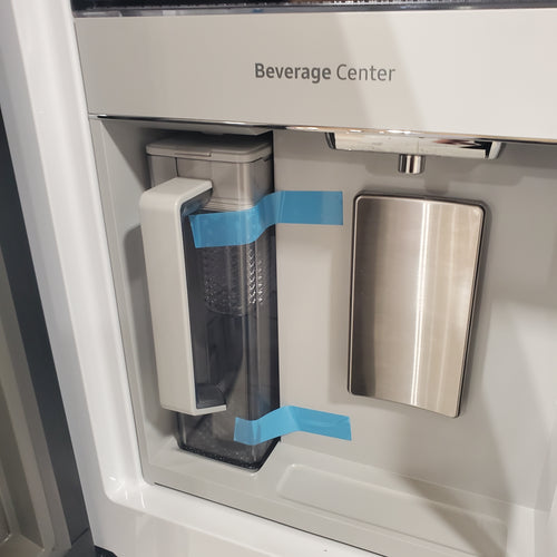Samsung Bespoke 4-Door Flex™ Refrigerator (29 cu. ft.) with AI Family Hub™+ and AI Vision Inside™  RF29DB9900QD - Scratch and Dent (Minor)