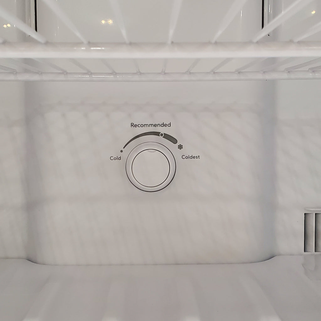Frigidaire Top Freezer 18 Cu. Ft. Capacity Refrigerator with Spacious Interior Storage and Bright LED Lighting in White FFHT1822UW - Scratch and Dent (Minor)