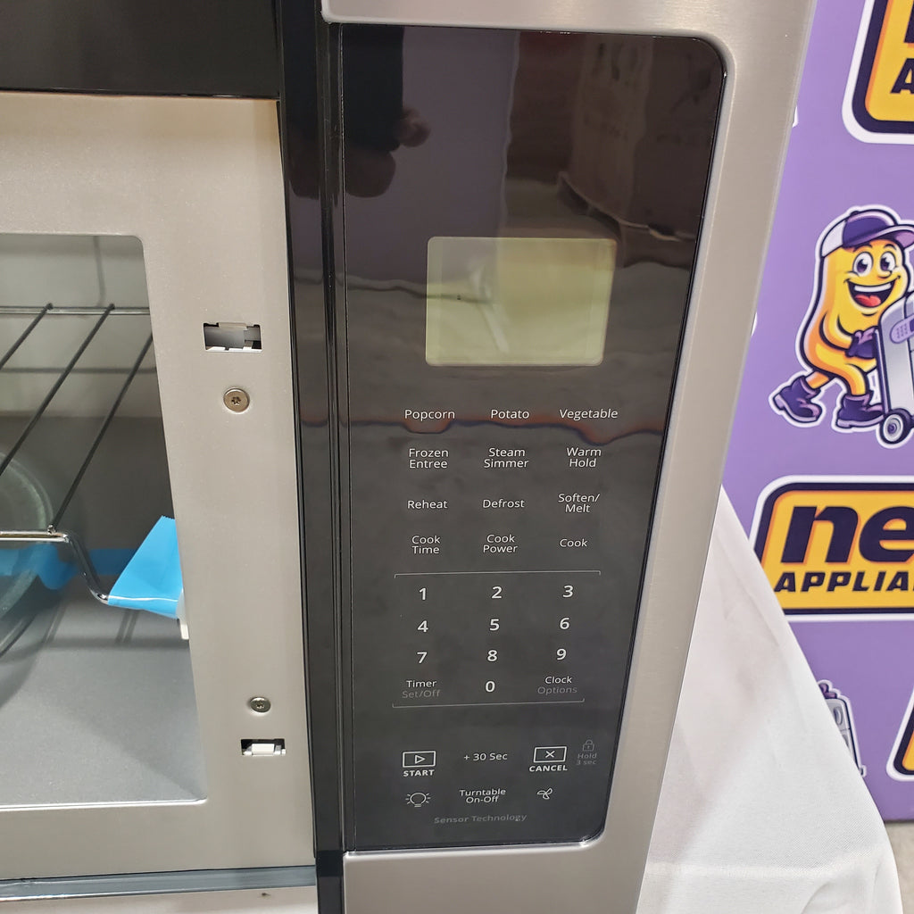 Whirlpool Steam 1.9 Cu. Ft. Microwave with Sensor Cooking and CleanRelease Non-Stick Interior in Fingerprint Resistant Stainless Steel 17SD221 - WMH32519HZ - Open Box