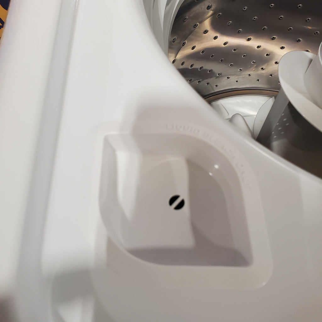 Pictures of Hotpoint White Top Load 3.8 Cu. Ft. Washer with Stainless Steel Basket and Heavy Duty Agitator HTW240ASKWS - Certified Refurbished - Neu Appliance Outlet - Discount Appliance Outlet in Austin, Tx