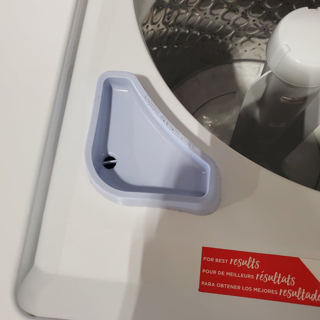 Pictures of Frigidaire White Electric Laundry Center with 3.9 Cu. Ft. Washer and 5.5 Cu. Ft. Dryer FLCE7522AW3 - Certified Refurbished - Neu Appliance Outlet - Discount Appliance Outlet in Austin, Tx