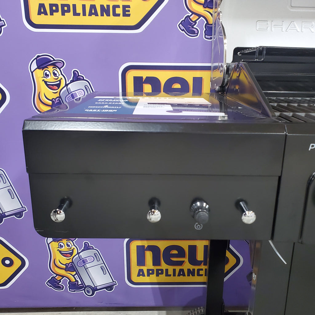 Pictures of Charbroil Performance Series™ 4 Burner Cart Gas Grill with Sear Burner in Black Stainless 6SD139 - 463286225 - Scratch & Dent (Minor) - Neu Appliance Outlet - Discount Appliance Outlet in Austin, Tx