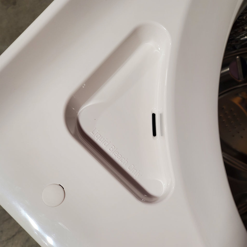 Pictures of LG 5.5 cu. ft. Mega Capacity Top Load Washer with Impeller in Alpine White WT8400CW - Open Box and LG Energy Star Certified 7.3 cu. ft. Ultra Large Capacity Rear Control Electric Dryer with LG EasyLoad™ Door and AI Sensing 15023 - DLE8400WE - New in Box - Neu Appliance Outlet - Discount Appliance Outlet in Austin, Tx