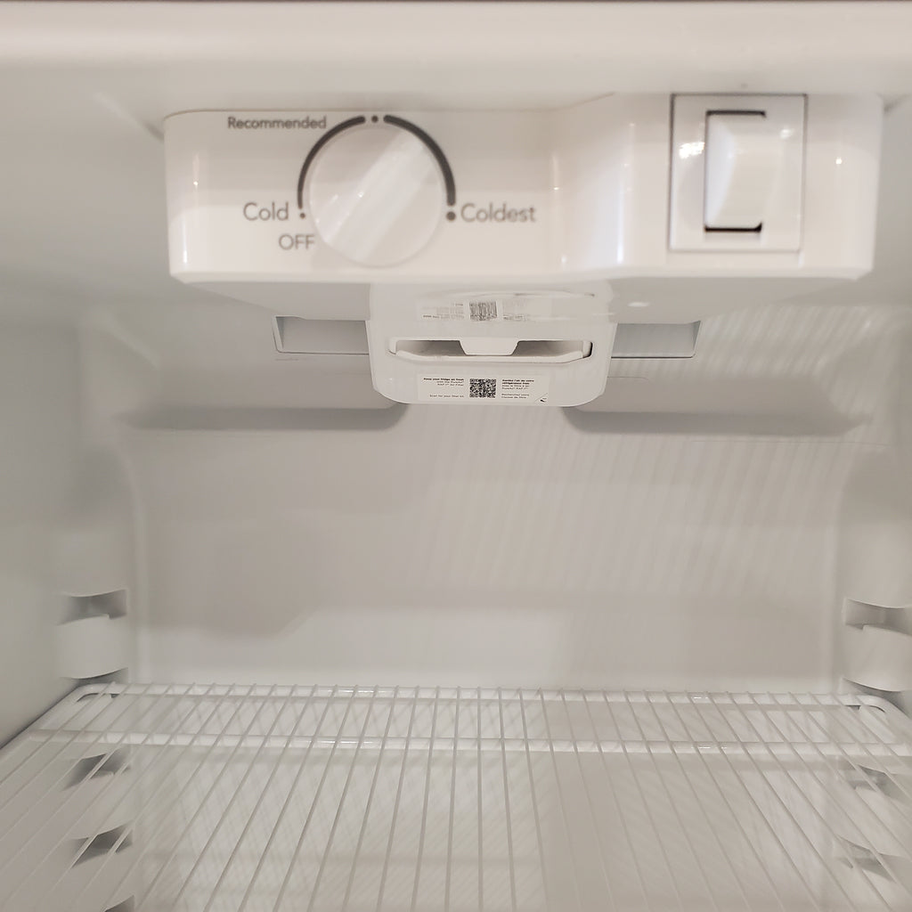 Frigidaire 30" Wide Garage Ready Top Freezer 18 Cu. Ft. Refrigerator with EvenTemp Cooling System and Spacious Interior Storage in White - 5SD200 - FFTR1814WW - Scratch & Dent (Minor)