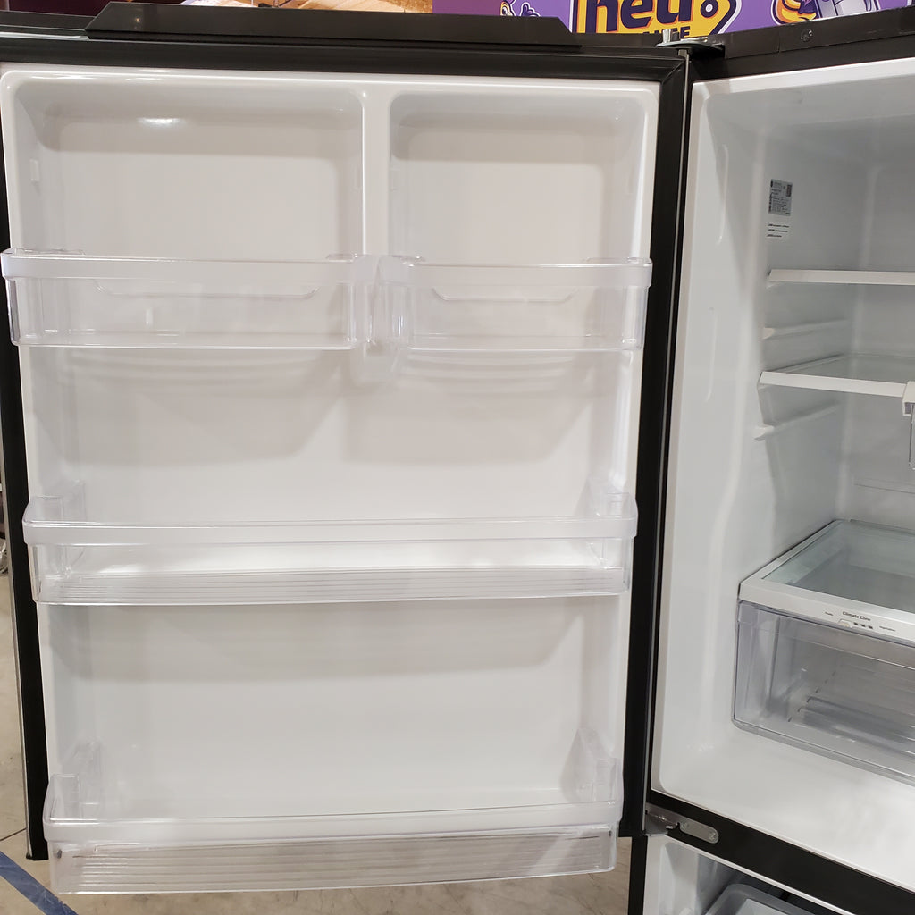 GE® ENERGY STAR® 24.8 Cu. Ft. 33 in. Bottom-Freezer Drawer Refrigerator 25137SD700 - GDE25EYKFS - Scratch & Dent (Moderate)