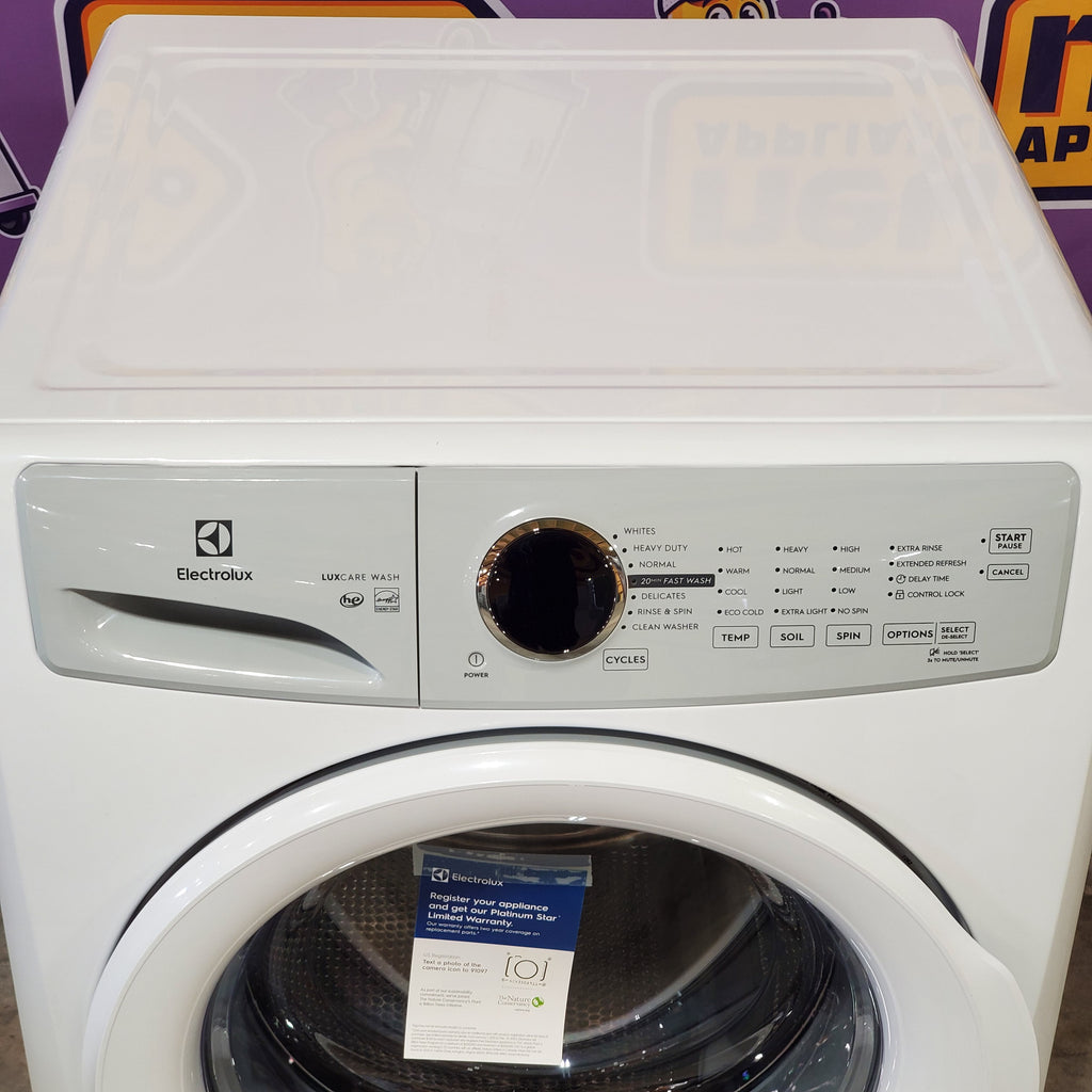 Pictures of Electrolux 300 Series 4.4 Cu. Ft. Front Load Washer with LuxCare® Wash System - Scratch & Dent (Minor) - Neu Appliance Outlet - Discount Appliance Outlet in Austin, Tx