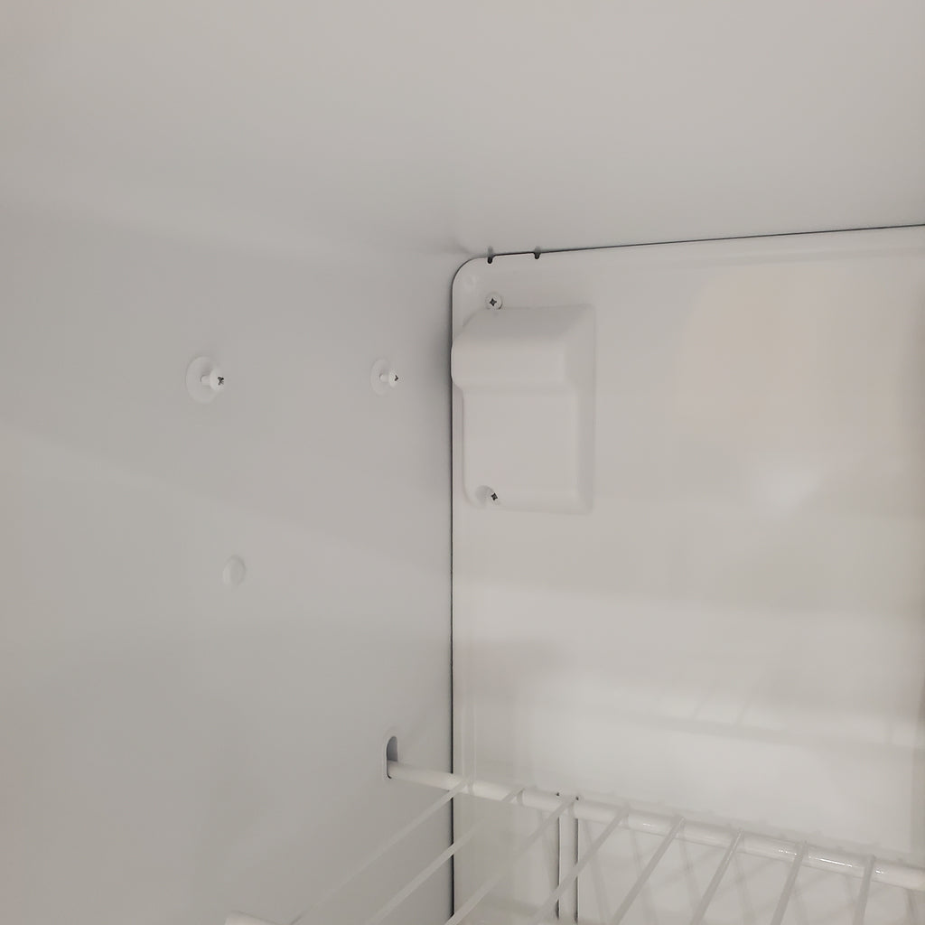 Whirlpool 33" Wide Top Freezer 20.5 cu ft Refrigerator with Ice Maker and Frameless Glass Shelves and Flexi-Slide Bin WRT311FZDW - Scratch & Dent (Minor)