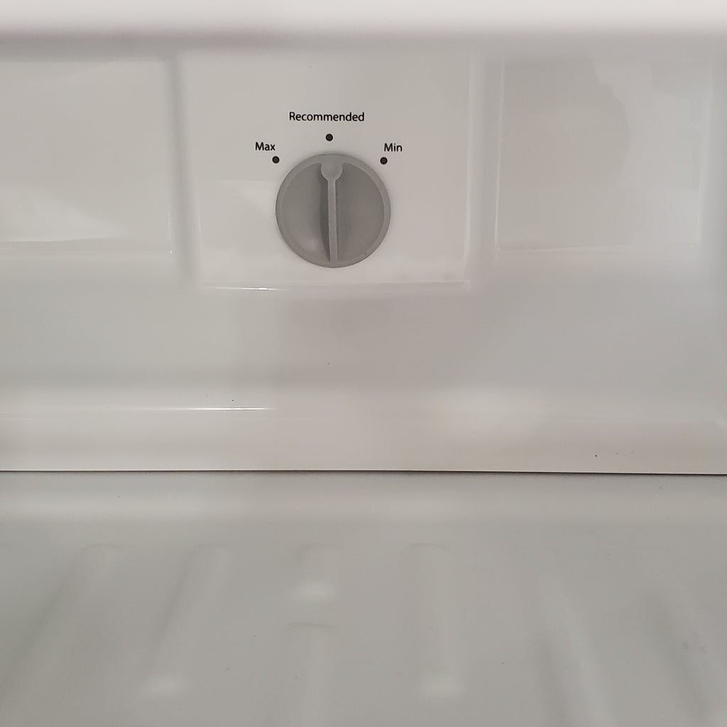 Pictures of Amana Top Freezer 30 In. Refrigerator with Glass Shelves and Flip Up Storage ART318FFDW - Scratch and Dent (Minor) - Neu Appliance Outlet - Discount Appliance Outlet in Austin, Tx